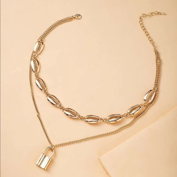 NEW 🌸 Gold Double strand shell padlock necklace - Picture 2 of 4
